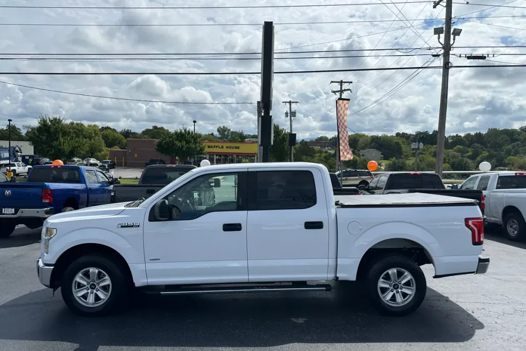 2016 Ford F-150 XLT photo 1