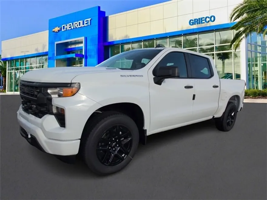 2026 Chevrolet Silverado 1500 Custom photo 1