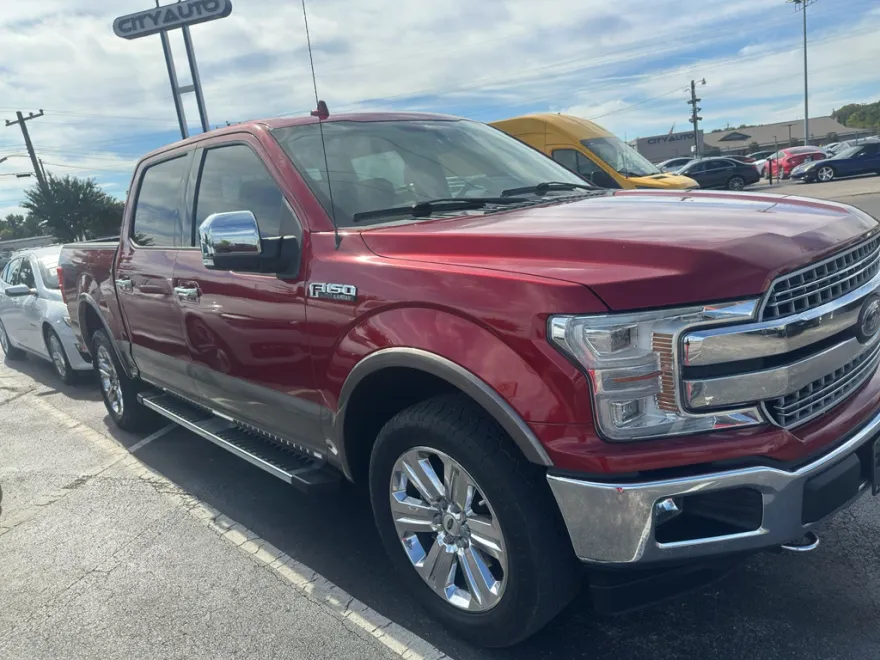 2018 Ford F-150 Lariat photo 1