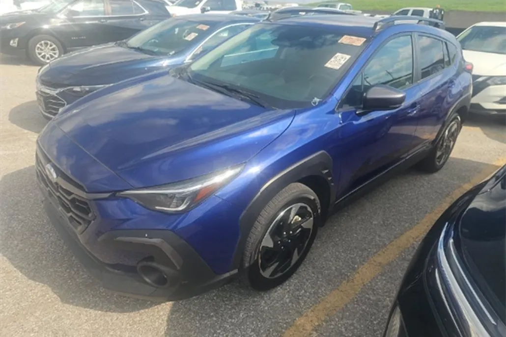 2024 Subaru Crosstrek Limited photo 1