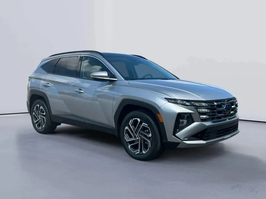 2025 Hyundai Tucson Hybrid Limited photo 1