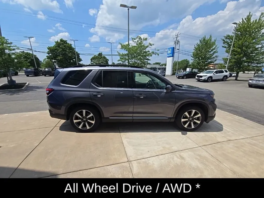 2024 Honda Pilot Elite photo 1