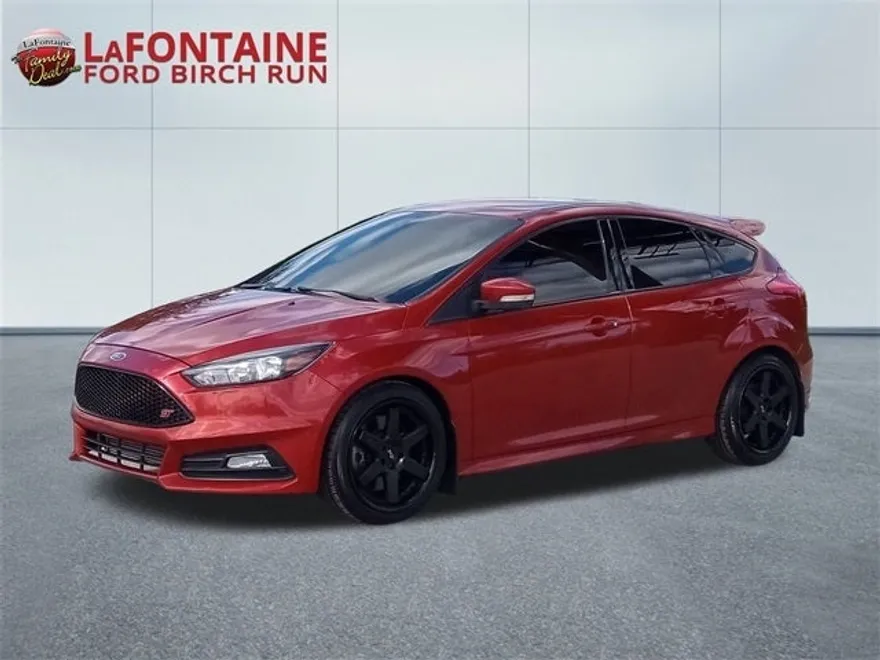 2018 Ford Focus ST photo 1