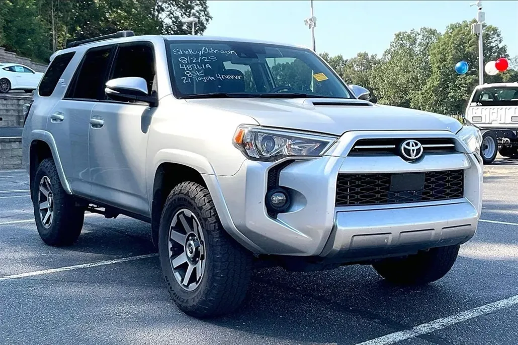 2021 Toyota 4Runner TRD Off-Road Premium photo 1