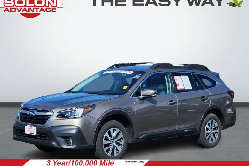 2022 Subaru Outback Premium photo 1