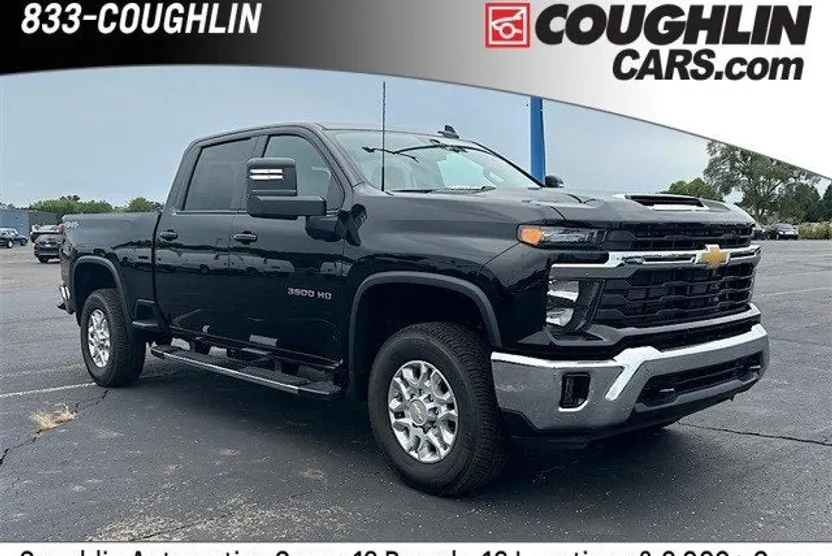2025 Chevrolet Silverado 3500HD LT photo 1