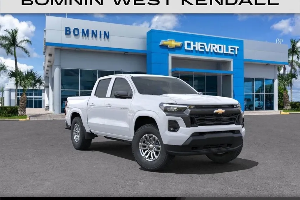 2025 Chevrolet Colorado Work Truck LT photo 1