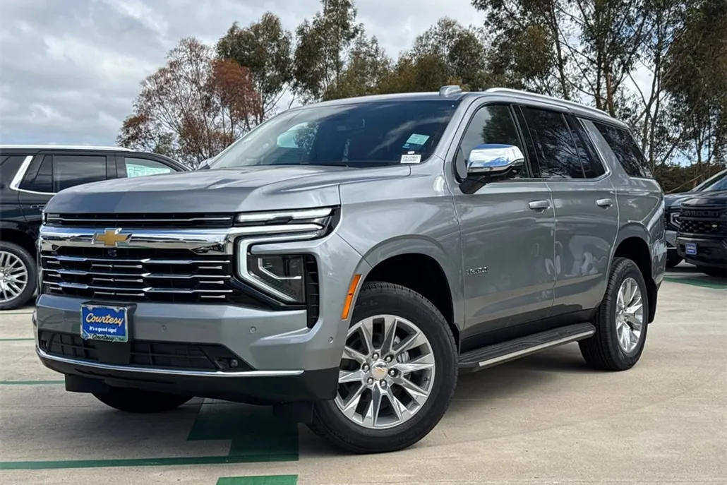 2025 Chevrolet Tahoe Premier photo 1