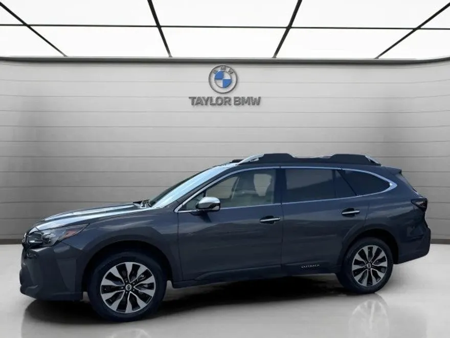 2024 Subaru Outback Touring XT photo 1
