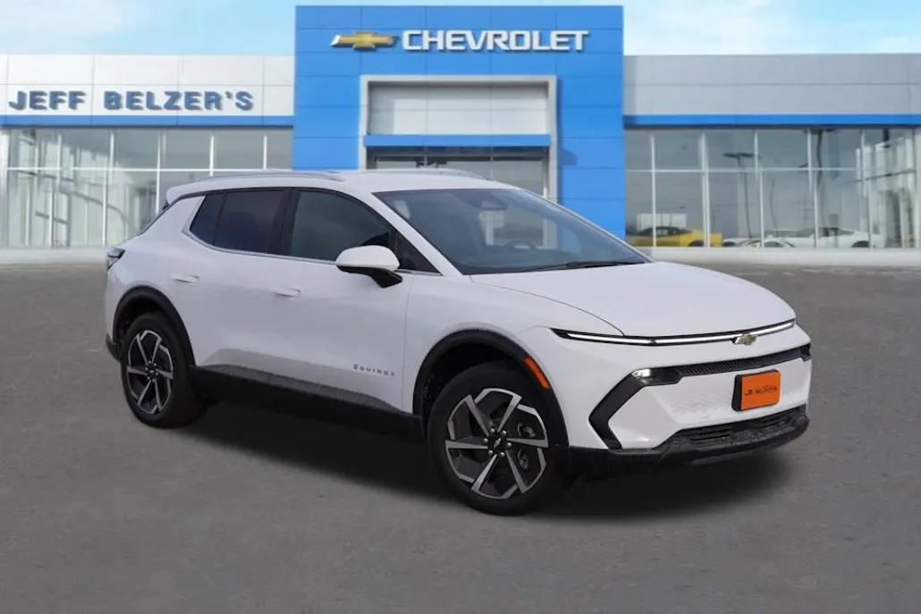 2026 Chevrolet Equinox EV 1LT photo 1