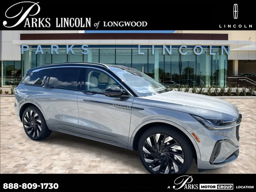 2025 Lincoln Nautilus Black Label photo 1