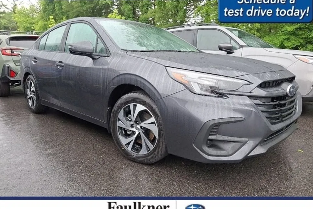 2025 Subaru Legacy Premium photo 1