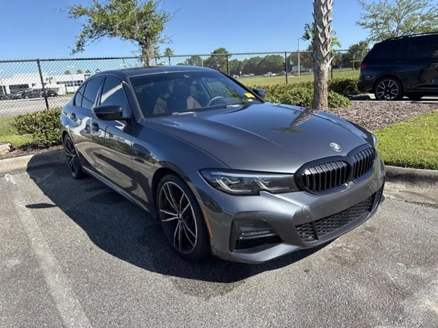 2022 Bmw 330i photo 1