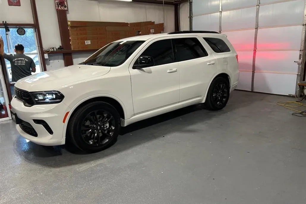 2025 Dodge Durango GT photo 1