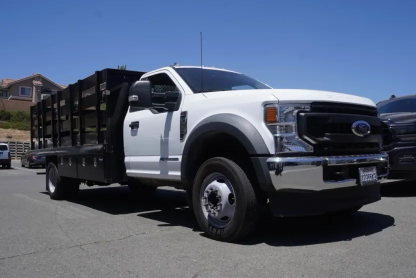 2022 Ford F-550 photo 1
