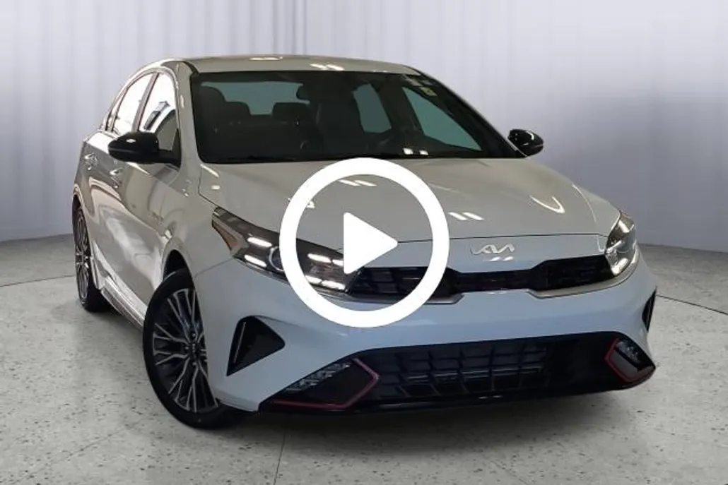 2023 Kia Forte GT-Line photo 1