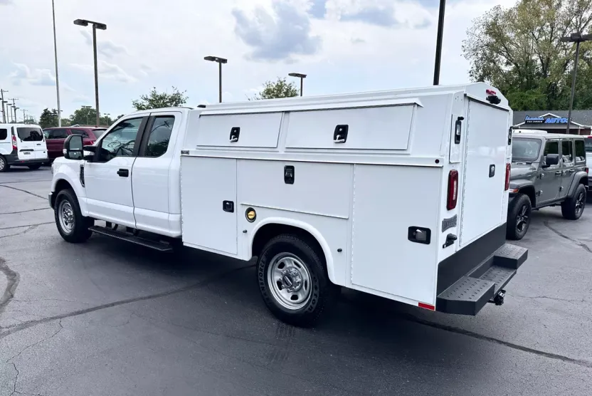 2020 Ford F-350 XL photo 1