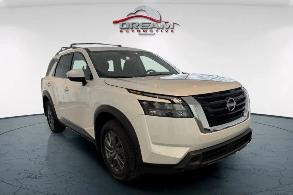 2025 Nissan Pathfinder SV photo 1