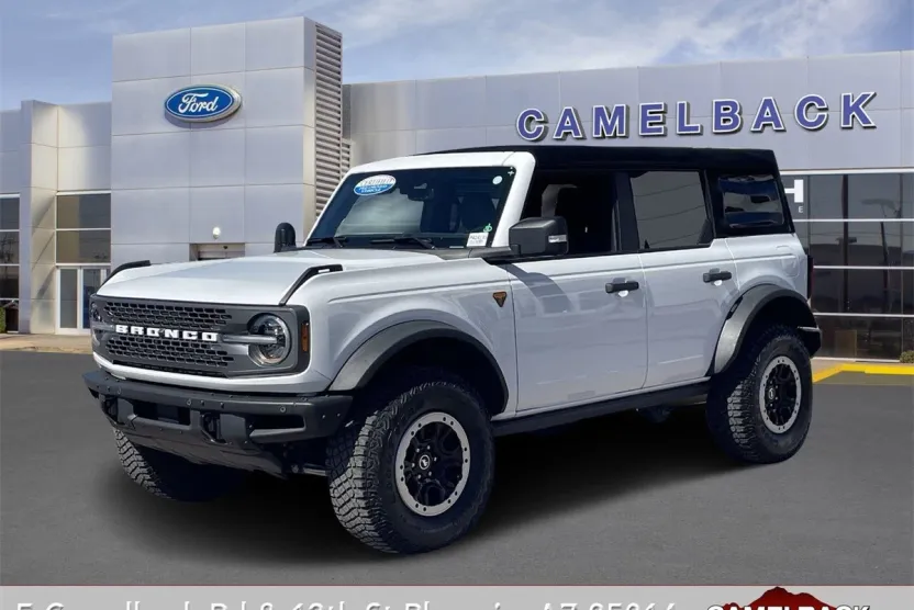 2021 Ford Bronco Badlands photo 1