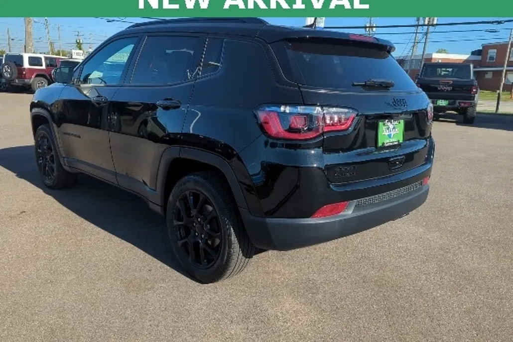 2022 Jeep Compass Altitude photo 1