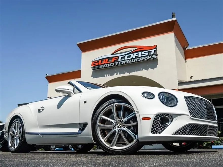 2020 Bentley Continental GT V8 photo 1