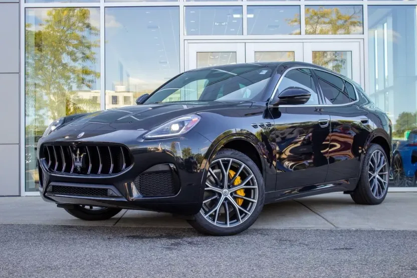 2024 Lotus Emira First Edition photo 1