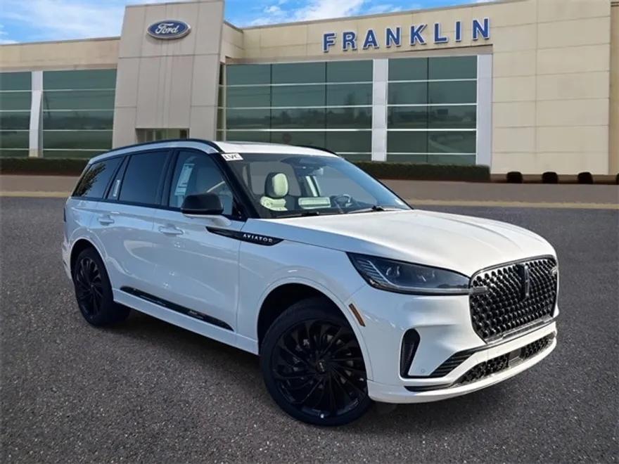 2025 Lincoln Aviator Reserve photo 1