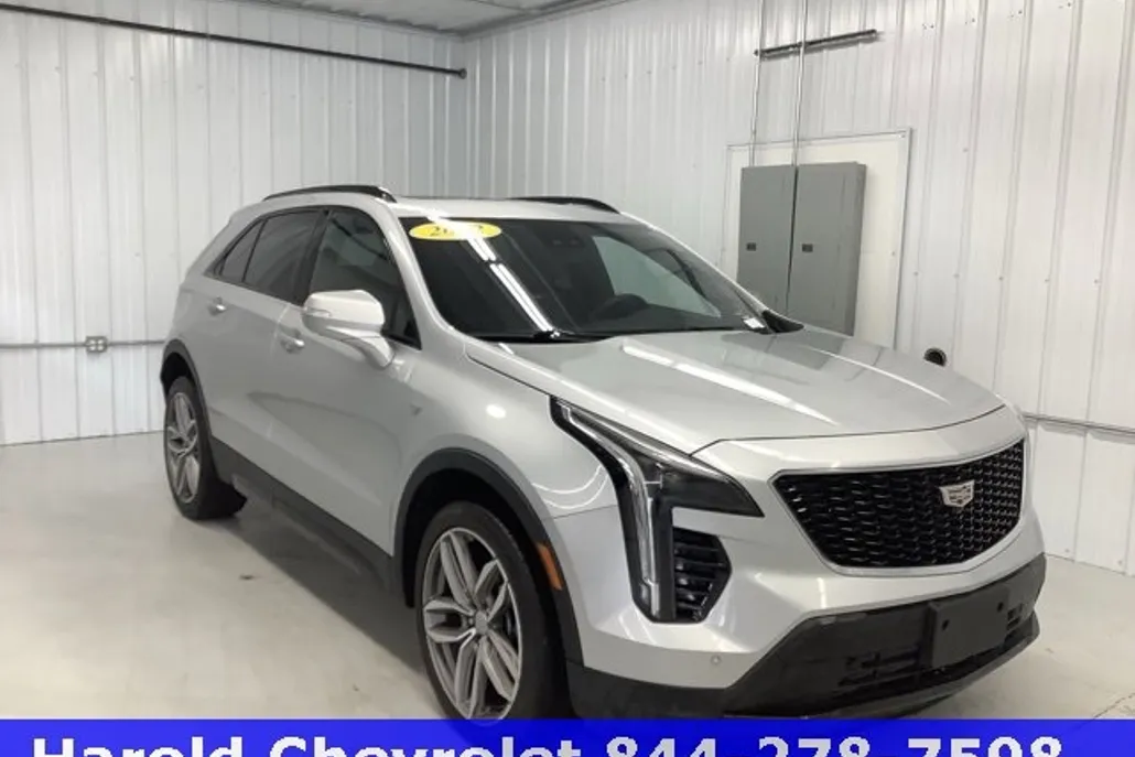 2022 Cadillac XT4 Sport photo 1