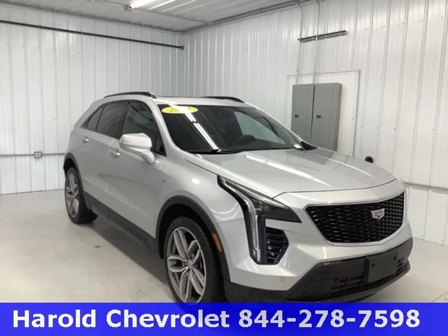 2022 Cadillac XT4 Sport photo 1