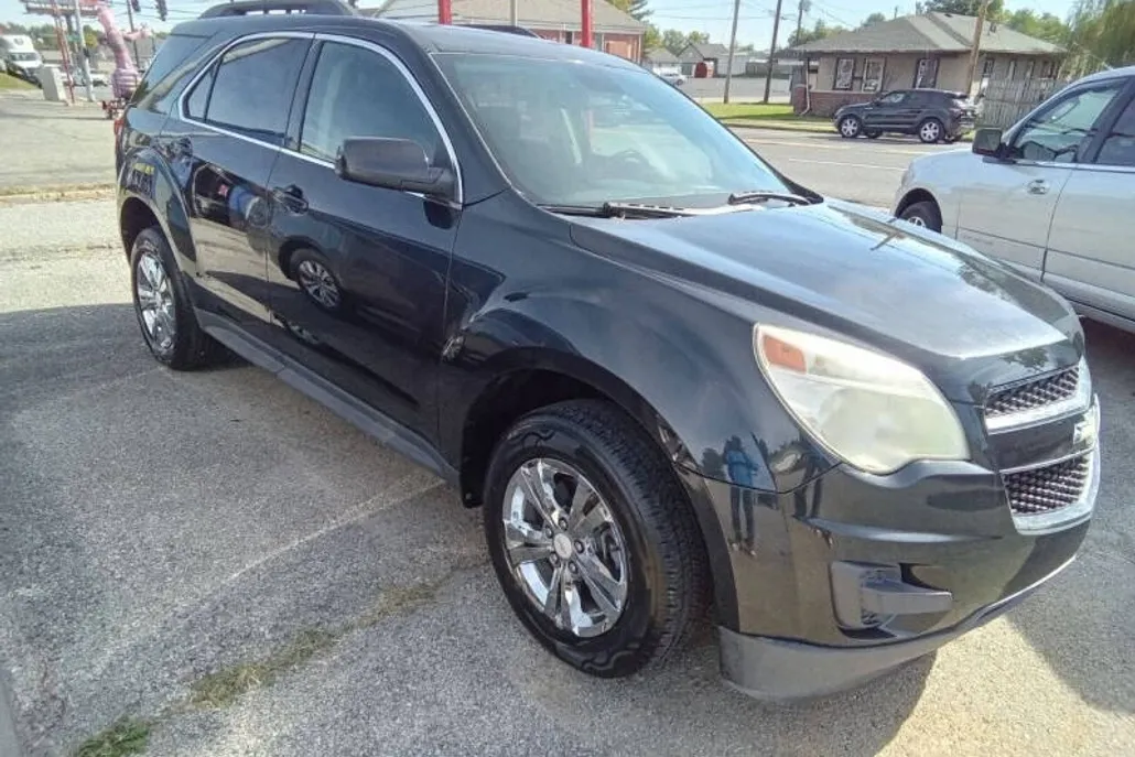 2012 Chevrolet Equinox LT photo 1