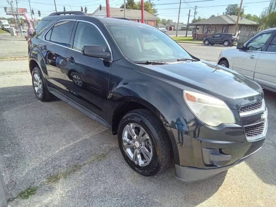 2012 Chevrolet Equinox LT photo 1