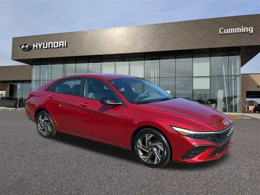 2025 Hyundai Elantra SEL Sport photo 1