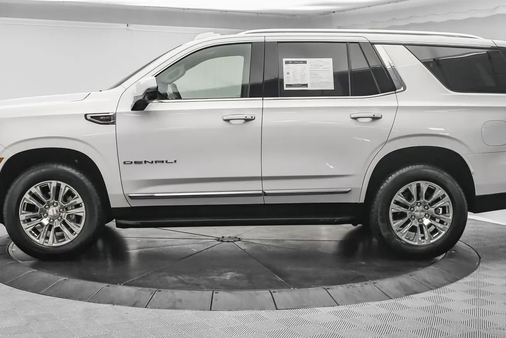 2025 Gmc Yukon Denali photo 1