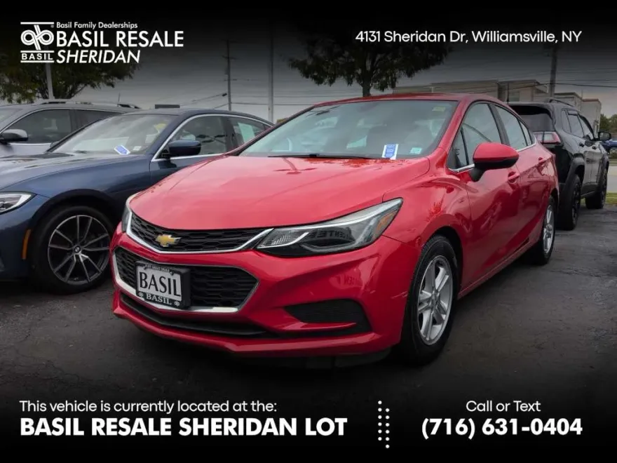 2016 Chevrolet Cruze LT photo 1