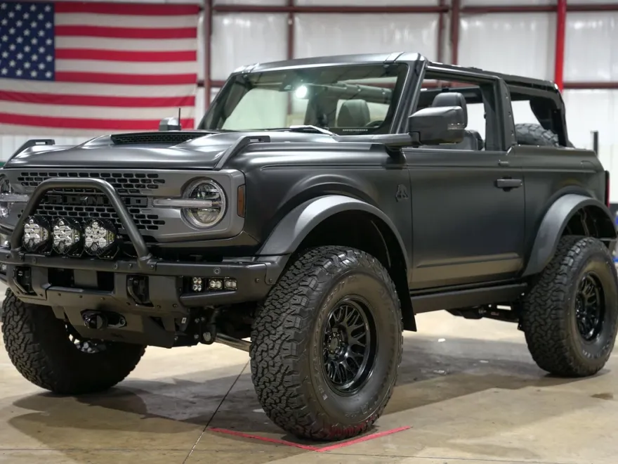 2023 Ford Bronco Badlands photo 1