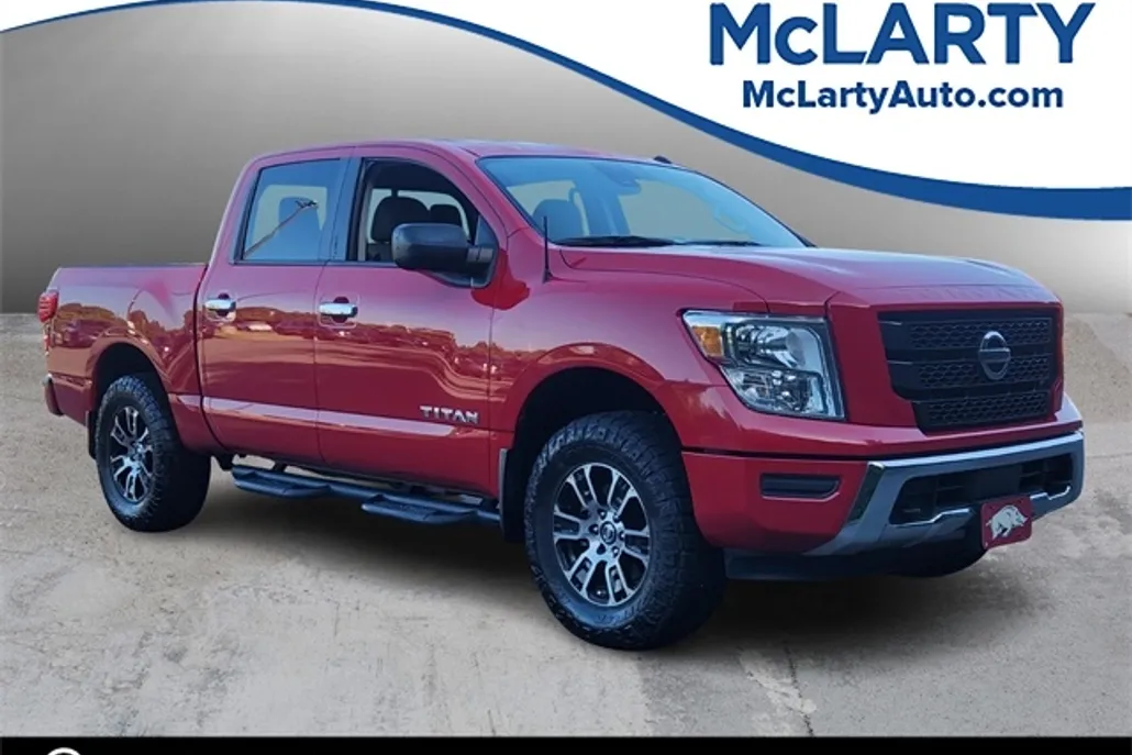 2021 Nissan Titan SV photo 1