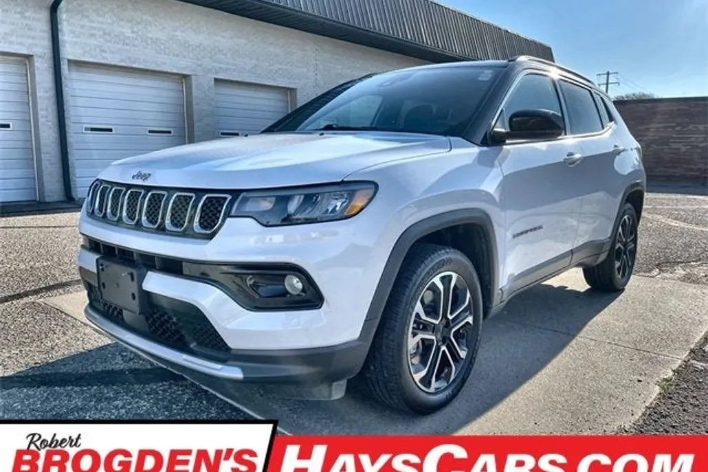 2023 Jeep Compass Limited photo 1