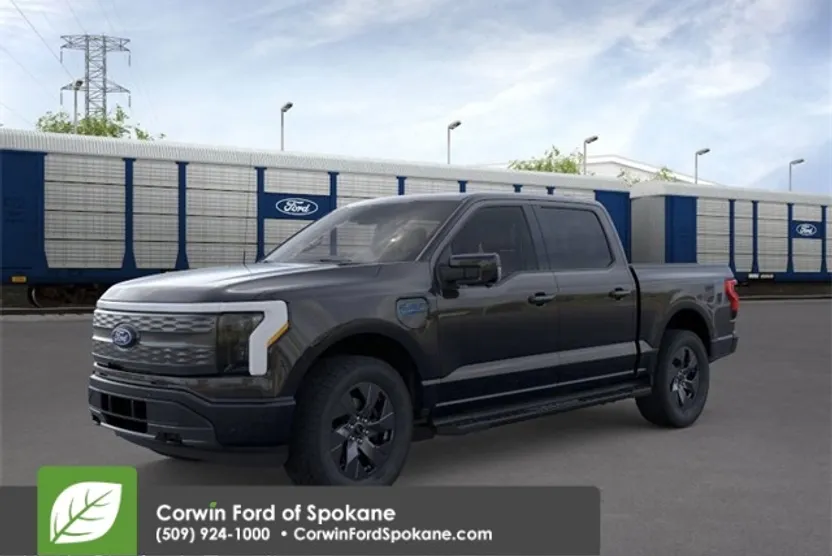 2025 Ford F-150 Lightning Lariat photo 1