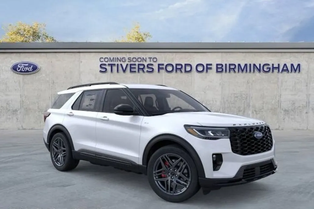2025 Ford Explorer ST-Line photo 1