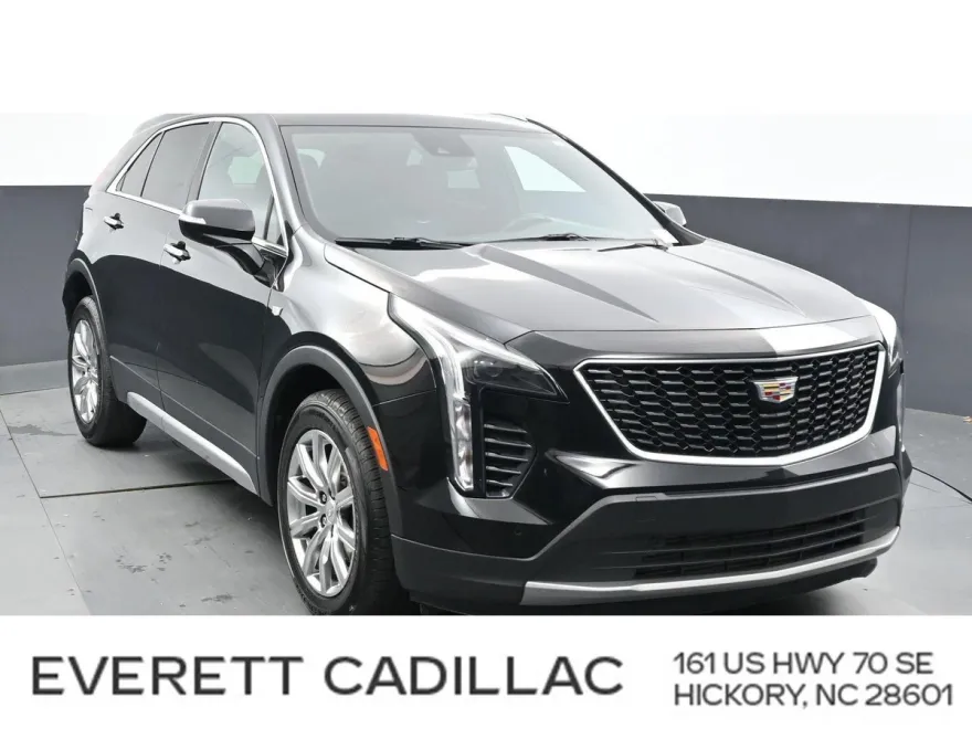 2022 Cadillac XT4 Premium Luxury photo 1