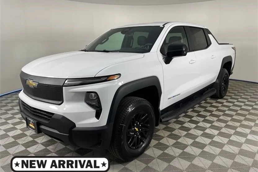 2024 Chevrolet Silverado EV Work Truck photo 1
