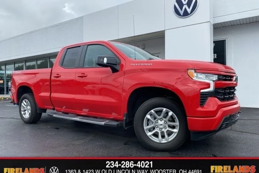 2022 Chevrolet Silverado 1500 RST photo 1