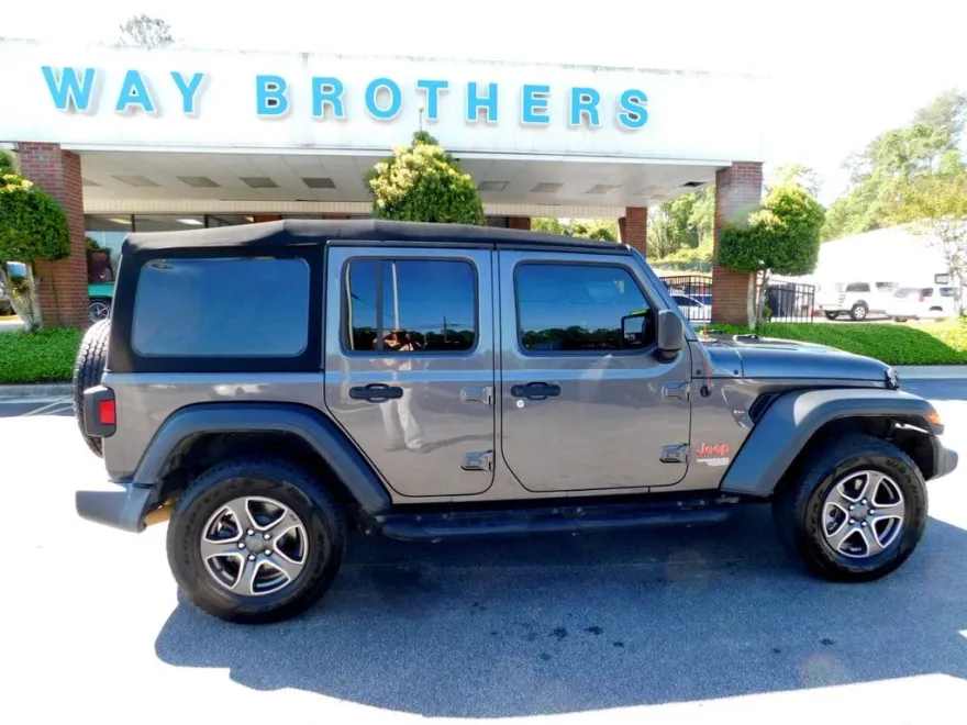 2019 Jeep Wrangler Unlimited Sport S photo 1