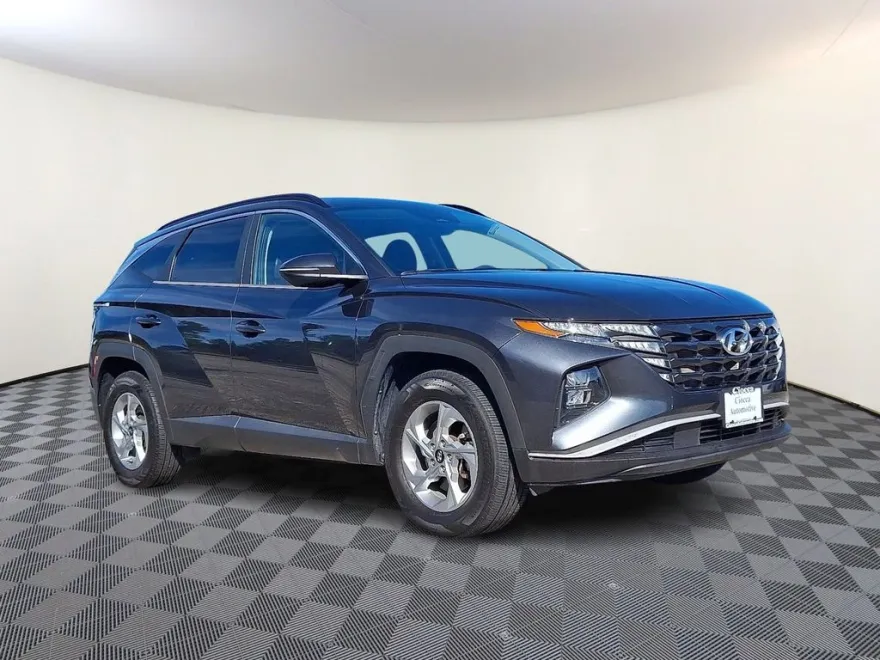 2022 Hyundai Tucson SEL photo 1