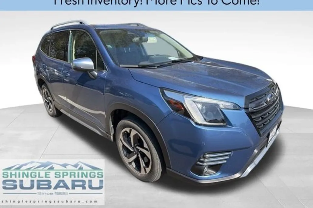 2024 Subaru Forester Touring photo 1