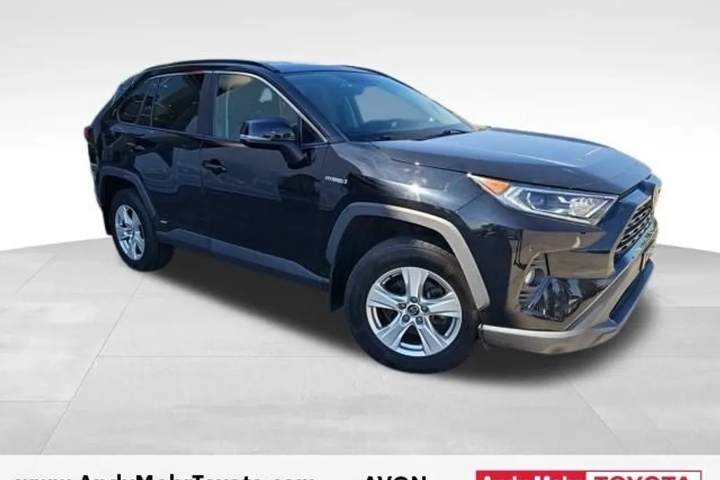 2020 Toyota RAV4 Hybrid XLE photo 1