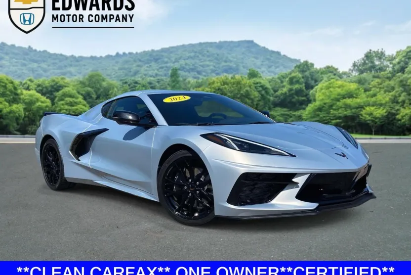 2024 Chevrolet Corvette Stingray 1LT photo 1