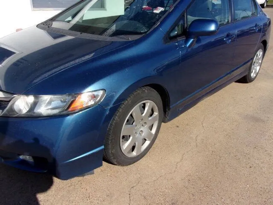 2009 Honda Civic LX photo 1