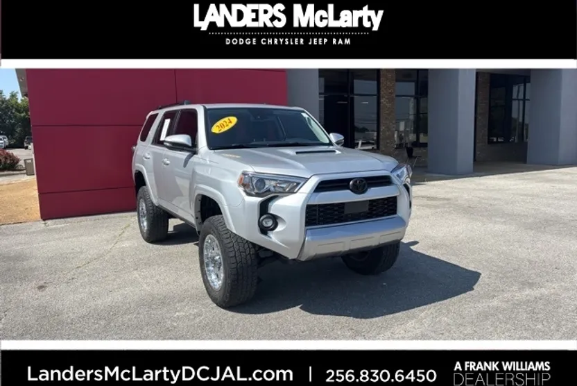 2024 Toyota 4Runner TRD Off-Road Premium photo 1