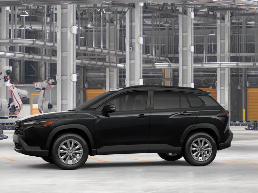 2026 Toyota Corolla Cross LE photo 1